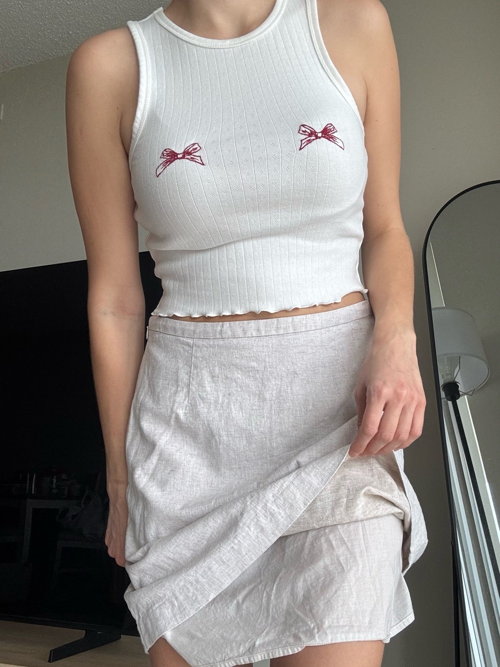Banana Republic Light Beige Linen Mini Skirt - Picture 3 of 6